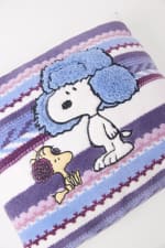 Women'secret Cojín tacto suave étnico Snoopy por 4,49€