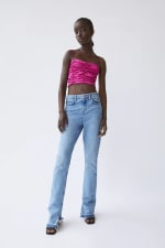 Top cropped drapeado por solo 7,99€ en Zara