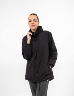 Parka deportiva Black County para mujer por $11.950
