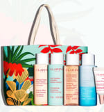 8 regalos comprando $2,500 en Clarins con cupón