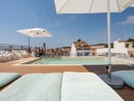Para dos personas 1 noche con desayuno y cena buffet en Neptuno Hotel & Spa 4* por 84,91€