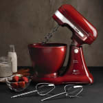 Batedeira da Fun Kitchen, modelo Lux 500 na cor vermelha - R$ 299,99