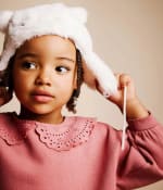 Sfera Gorro fur carita infantil por 3,99€.