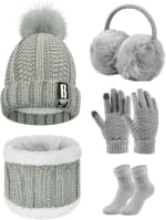 Pack 5 piezas: Gorro, Bufanda, Guantes, Orejeras y Calcetines por 15,49€
