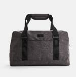 Bolsa de viaje caballero por 15,99€.