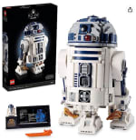 Lego Kit Star Wars R2-D2 2314 piezas por $5,487.98 en Amazon