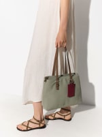 Bolso Shopper efecto Nylon por 12.99€