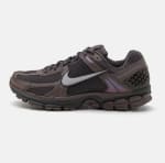 Zapatillas Nike Vomero 5 por 67,50€