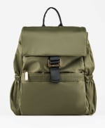 Mochila nylon con bolsillos por 15,99€.