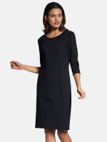 La robe manches 3/4