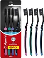 Escova Dental da Colgate, modelo Slim Soft Carvão com 4 unid - R$ 27,90