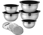 5 Cuencos encajables HAOYULUO Acero Inoxidable con tapa 4.5L/2.7L/1.6L/1.1L/0.7L 3 accesorios para rallar por solo 21,59€