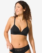 40% korting op alle bh's en sportbh's bij HEMA