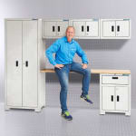 Werkplaatsinrichting met werkplaatskast en 3 bovenkasten voor €600 bij Datona