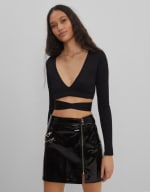 Falda vinilo por solo 11,99€ en Bershka
