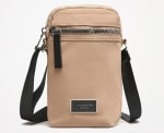 Bolso Porta Móvil nailon por 5,99€.