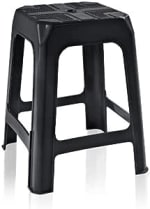 Banqueta de plástico da Arqplast na cor preta - R$ 19,90