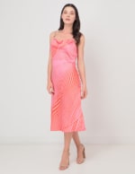 Vestido Midi Casual Contempo por $149 en Suburbia
