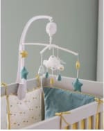 Mobile musical pour bébé en coton blanc, bleu et jaune moutarde- Gaston à 11,95€