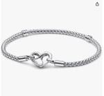 Bracelet Pandora maille cloutée 19cm à 60€