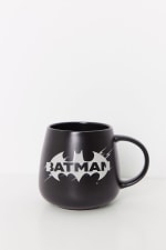 Taza de acero con práctica asa lateral y print de Batman por 3,99€
