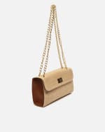 Bolso bandolera pequeño efecto rafia con cadena por 12€