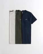 Pack 3 camisetas Hollister cuello redondo por 15,99€