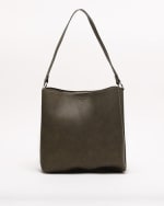 Bolso Hobo con asa regulable por 15€.