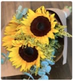 Bouquet de 3 girasoles a $279 en mizu