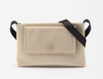 Bolso Bandolera con bolsillo exterior por 9,99€.