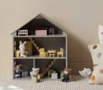 Houten poppenhuis voor € 24,99 bij H&M