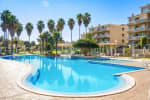 7 Nights in Portimão, Algarve for 2 – £209pp Including Flights