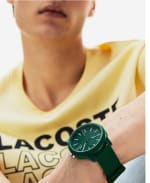 Reloj marca Lacoste L1212 TR90 42MM verde por 49€