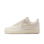 Nike Sportswear Sneakers laag 'AIR FORCE 1 '07 LX' voor €64,99 in de Nike store