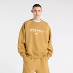 New Balance Trackside Fleece Crew Stucco por 39,00€