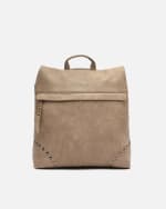 Mochila antirrobo con detalles metálicos por 18€