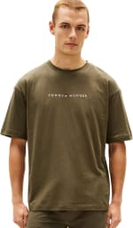 Tommy Hilfiger Camiseta S/S para Hombre por 16,95€ en Amazon