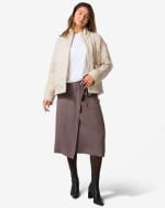 linnen dames- en herenkleding 30% korting bij de hema