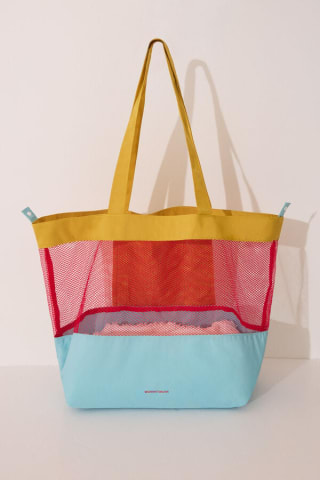 Bolso mesh y nylon estampado Women'secret por 12.99€