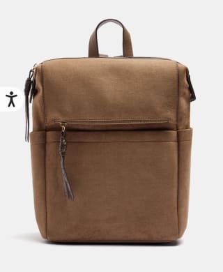 Parfois Mochila efecto piel con solapa por 17.99€
