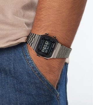 Casio Vintage Iconic Horloge voor €45,30 bij Bol