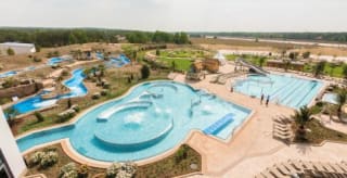 Overnachting + ontbijt in Tropical Islands voor 2 personen vanaf €97,60