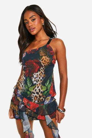 Boohoo Vestido Asimétrico Estampado por 2,99€