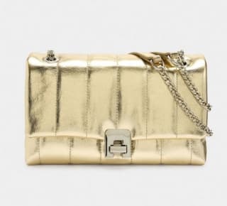 Bolso de hombro acolchado por 15.99€.