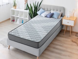 Nubia DreamDi colchón espuma 80x180 cm por 83.25€.