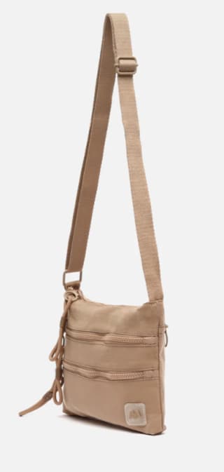 Bolso bandolera pequeño en nylon ed. por 10€