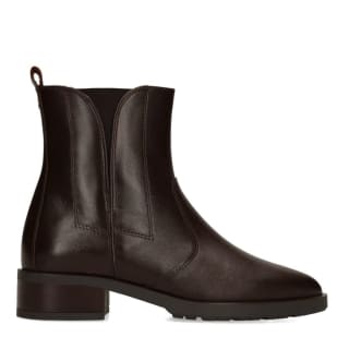 Tot 70% korting op boots, enkellaarsjes en sneakers bij Manfield