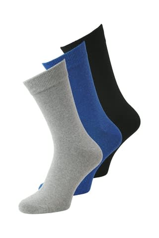 Chollazo Jack & Jones 9 pares calcetines por 0,97€ o 2 camisetas por 1.98€