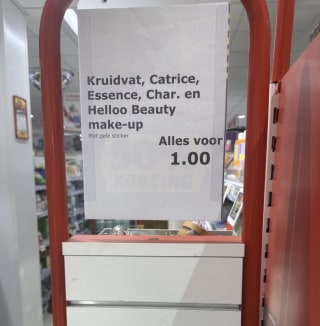 Make-up (Char, Essence & Catrice) voor €1 bij Kruidvat en Trekpleister
