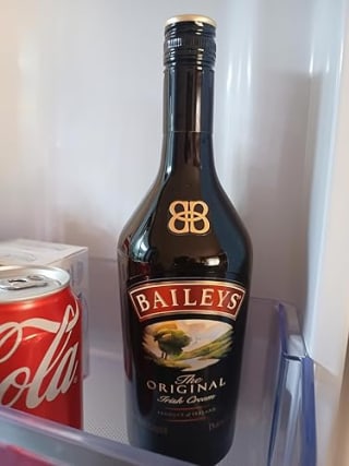 Baileys Original Irish Cream Liqueur 70cl (17% ABV) - £10.65